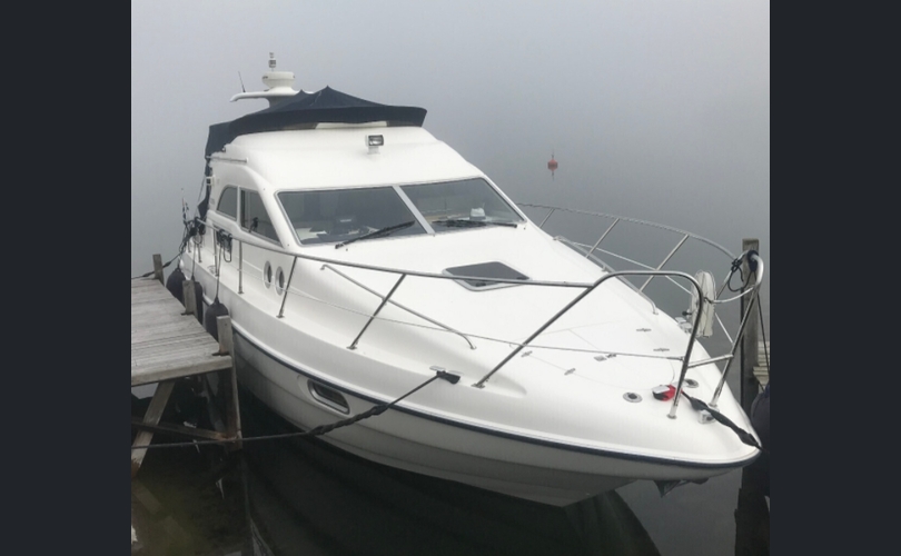 Sealine 33 Flybridge-kuva-13